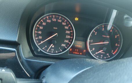 BMW 3 серия, 2011 год, 800 000 рублей, 11 фотография