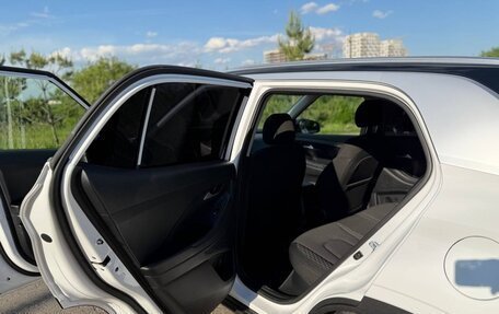Hyundai Creta, 2022 год, 2 400 000 рублей, 12 фотография