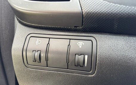 Hyundai Solaris II рестайлинг, 2011 год, 690 000 рублей, 10 фотография