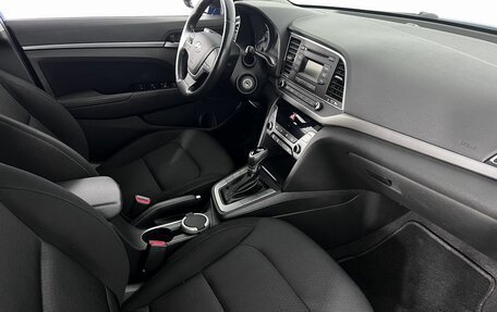 Hyundai Elantra VI рестайлинг, 2017 год, 1 650 000 рублей, 12 фотография