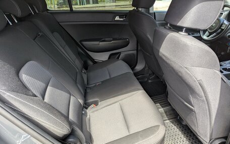 KIA Sportage IV рестайлинг, 2019 год, 2 550 000 рублей, 21 фотография