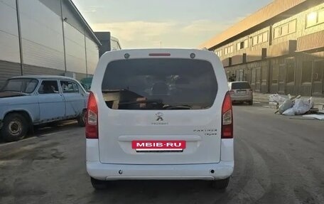 Peugeot Partner II рестайлинг 2, 2014 год, 490 000 рублей, 5 фотография