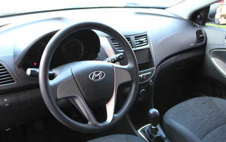 Hyundai Solaris II рестайлинг, 2016 год, 782 000 рублей, 10 фотография