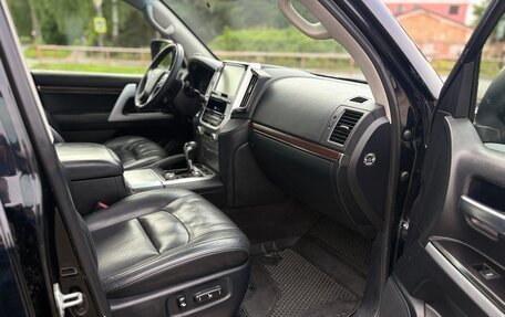Toyota Land Cruiser 200, 2016 год, 4 300 000 рублей, 9 фотография