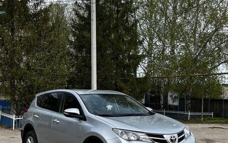 Toyota RAV4, 2013 год, 1 650 000 рублей, 9 фотография
