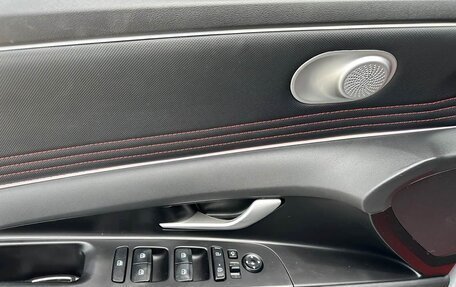 Hyundai Elantra, 2022 год, 1 600 000 рублей, 17 фотография