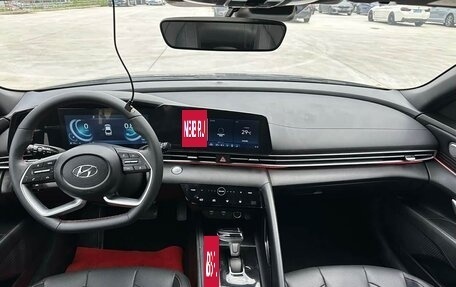 Hyundai Elantra, 2022 год, 1 600 000 рублей, 9 фотография
