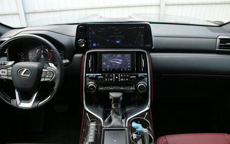 Lexus LX, 2026 год, 16 800 000 рублей, 13 фотография