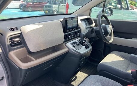 Honda Freed, 2025 год, 1 840 007 рублей, 9 фотография