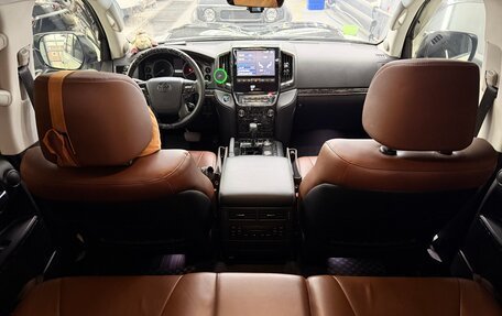 Toyota Land Cruiser 200, 2016 год, 8 200 000 рублей, 33 фотография