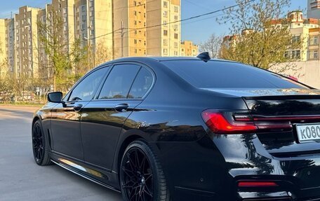 BMW 7 серия, 2019 год, 4 890 000 рублей, 5 фотография