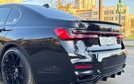 BMW 7 серия, 2019 год, 4 890 000 рублей, 9 фотография