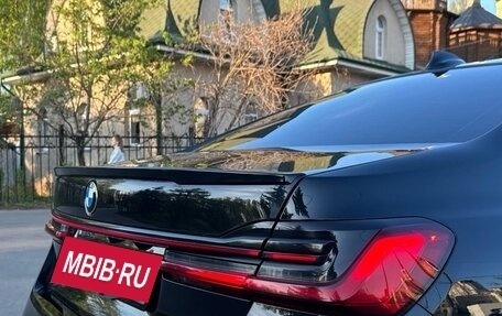 BMW 7 серия, 2019 год, 4 890 000 рублей, 8 фотография