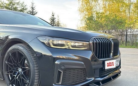 BMW 7 серия, 2019 год, 4 890 000 рублей, 15 фотография
