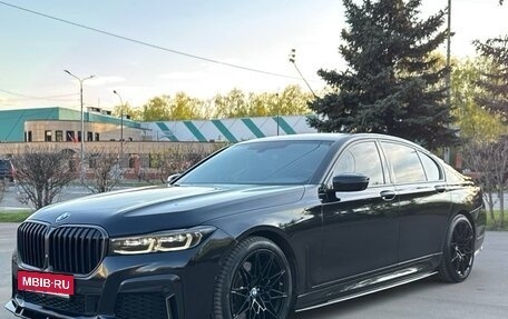 BMW 7 серия, 2019 год, 4 890 000 рублей, 16 фотография