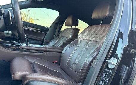 BMW 7 серия, 2019 год, 4 890 000 рублей, 33 фотография