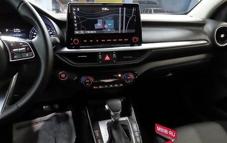 KIA K3, 2023 год, 1 300 006 рублей, 10 фотография