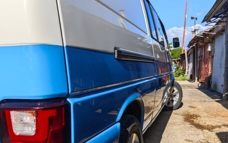 Volkswagen Transporter T4, 2001 год, 2 480 000 рублей, 10 фотография