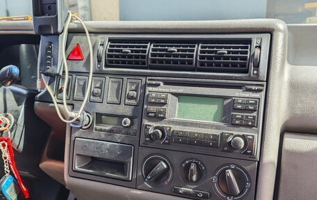 Volkswagen Transporter T4, 2001 год, 2 480 000 рублей, 29 фотография