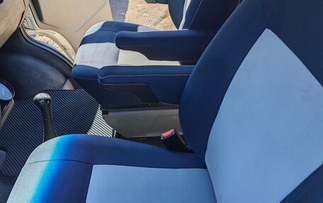 Volkswagen Transporter T4, 2001 год, 2 480 000 рублей, 33 фотография
