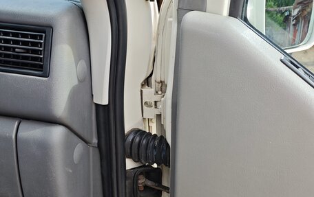 Volkswagen Transporter T4, 2001 год, 2 480 000 рублей, 40 фотография
