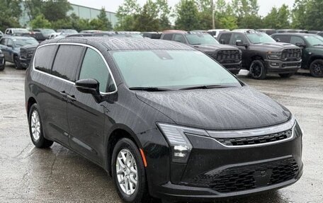 Chrysler Pacifica (RU), 2026 год, 9 999 999 рублей, 3 фотография