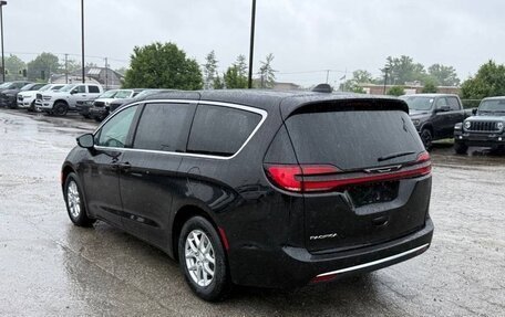 Chrysler Pacifica (RU), 2026 год, 9 999 999 рублей, 6 фотография