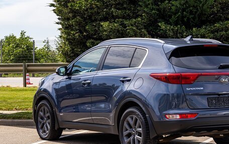KIA Sportage IV рестайлинг, 2018 год, 1 995 000 рублей, 10 фотография