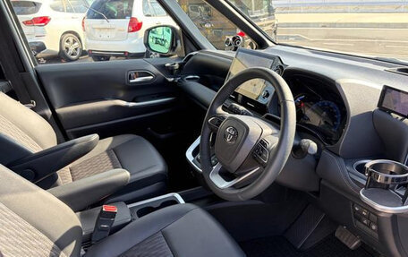 Toyota Noah, 2023 год, 2 971 000 рублей, 9 фотография