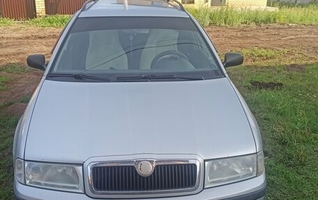 Skoda Octavia IV, 2008 год, 595 000 рублей, 2 фотография