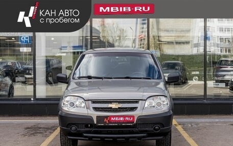 Chevrolet Niva I рестайлинг, 2017 год, 685 092 рублей, 2 фотография