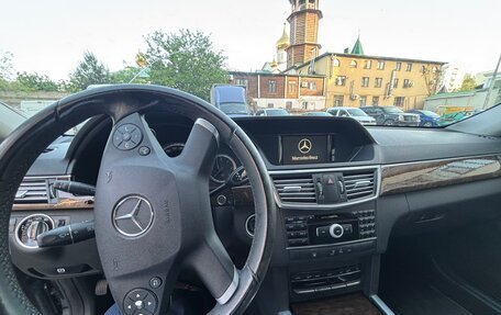 Mercedes-Benz E-Класс, 2011 год, 1 000 000 рублей, 11 фотография