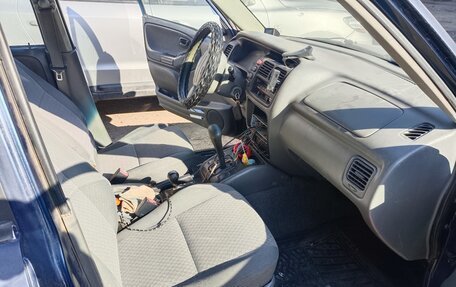 Chevrolet Tracker II, 2000 год, 333 000 рублей, 13 фотография
