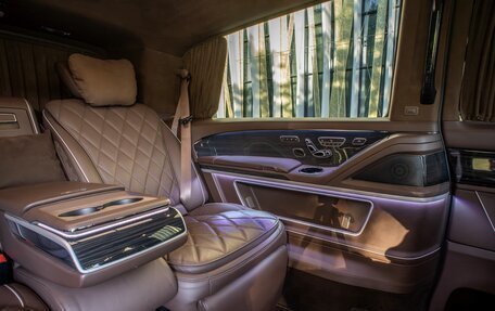 Mercedes-Benz V-Класс, 2023 год, 15 300 000 рублей, 6 фотография