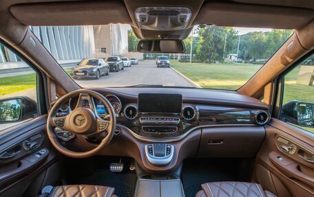 Mercedes-Benz V-Класс, 2023 год, 15 300 000 рублей, 19 фотография