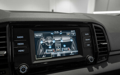 Skoda Karoq I, 2020 год, 2 175 000 рублей, 24 фотография