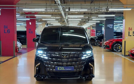 Toyota Alphard, 2025 год, 11 200 000 рублей, 2 фотография