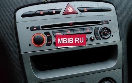 Peugeot 408 I рестайлинг, 2016 год, 400 000 рублей, 3 фотография