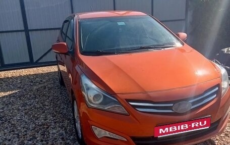 Hyundai Solaris II рестайлинг, 2014 год, 920 000 рублей, 5 фотография