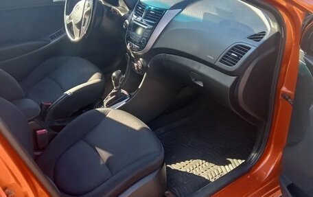 Hyundai Solaris II рестайлинг, 2014 год, 920 000 рублей, 11 фотография