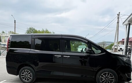 Toyota Esquire I, 2018 год, 2 200 000 рублей, 3 фотография