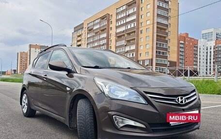 Hyundai Solaris II рестайлинг, 2015 год, 829 999 рублей, 4 фотография