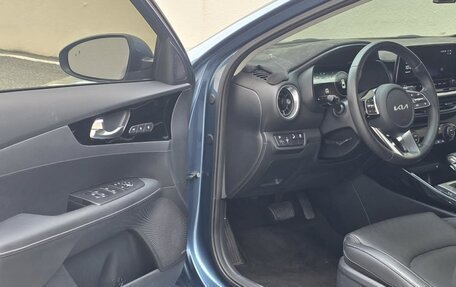 KIA K3, 2023 год, 1 760 000 рублей, 7 фотография