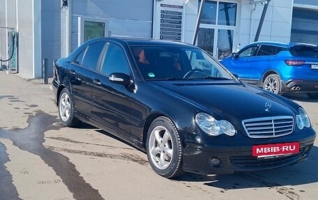 Mercedes-Benz C-Класс, 2006 год, 570 000 рублей, 2 фотография