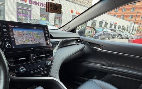 Toyota Camry, 2021 год, 3 400 000 рублей, 12 фотография