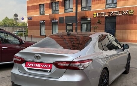 Toyota Camry, 2021 год, 3 400 000 рублей, 4 фотография