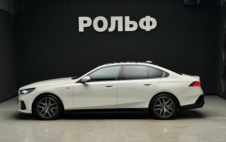 BMW 5 серия, 2023 год, 6 800 000 рублей, 6 фотография