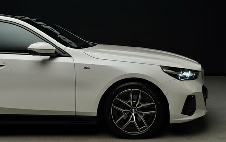 BMW 5 серия, 2023 год, 6 800 000 рублей, 7 фотография
