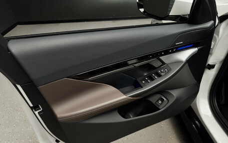 BMW 5 серия, 2023 год, 6 800 000 рублей, 14 фотография