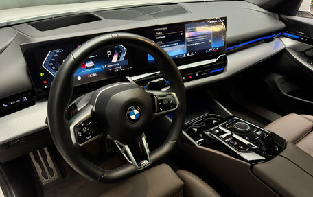 BMW 5 серия, 2023 год, 6 800 000 рублей, 13 фотография